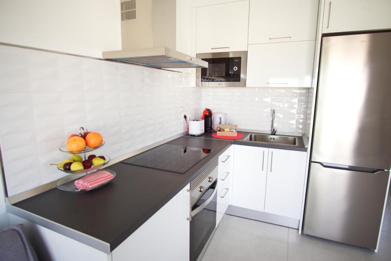 Apartment El Sueno - Great Sea Views - Infinity Pool - Free Wifi- Smart Tv-Residence Senator Коста-Тегісе Екстер'єр фото